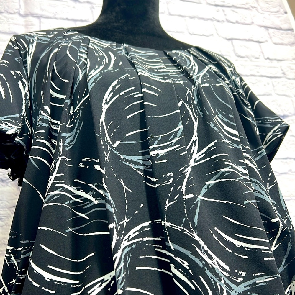 ALFANI Ruched Short Sleeve Shell Top - Picture 3 of 16